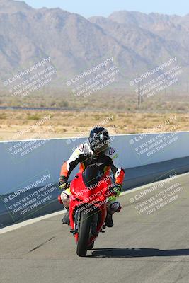 media/Apr-10-2022-SoCal Trackdays (Sun) [[f104b12566]]/Around the Pits/